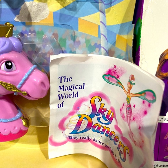 SKY DANCERS VTG 90s Collectible FAIRY FLYERS SPECIAL EDITION CIRCUS FUN - Picture 7 of 14